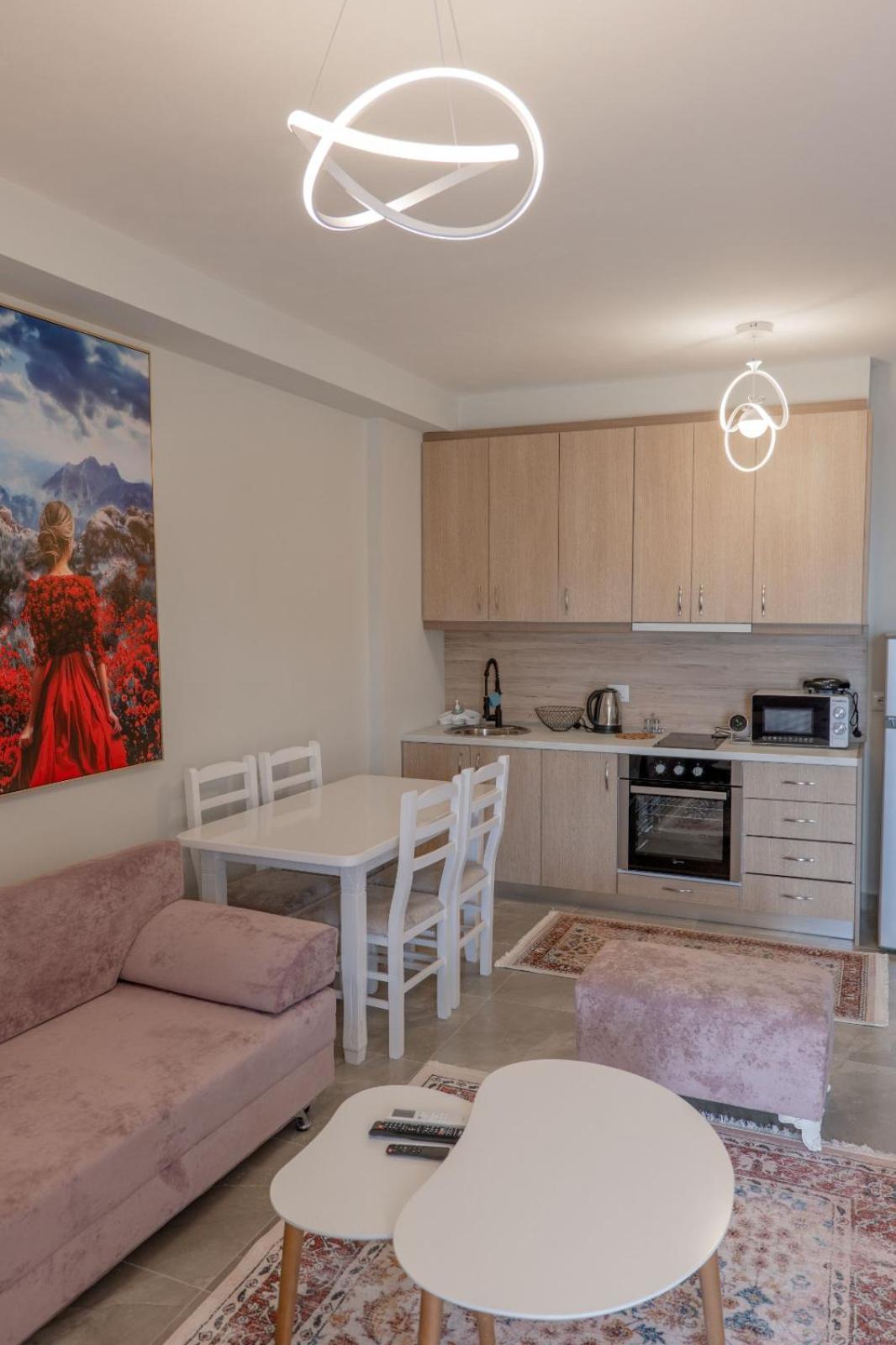 סרנדה Esel Apartments מראה חיצוני תמונה