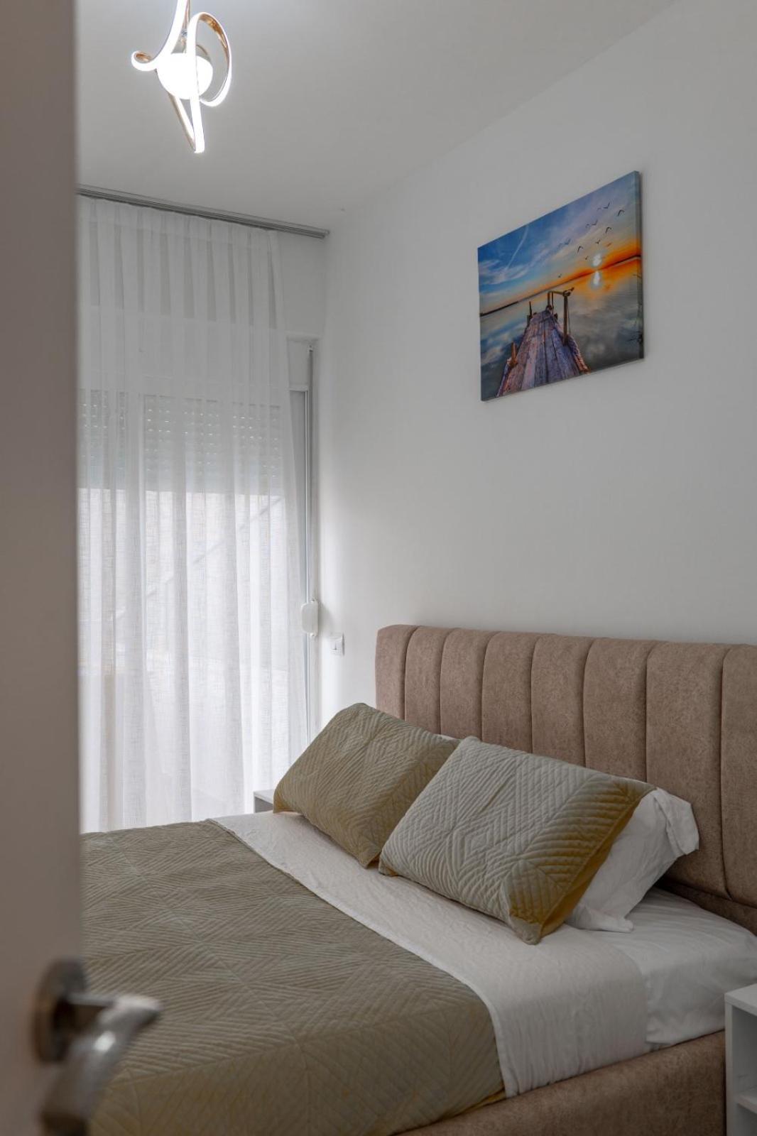 סרנדה Esel Apartments מראה חיצוני תמונה