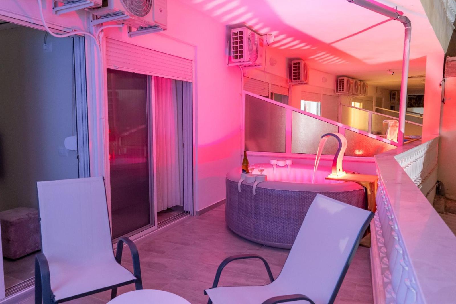 סרנדה Esel Apartments מראה חיצוני תמונה