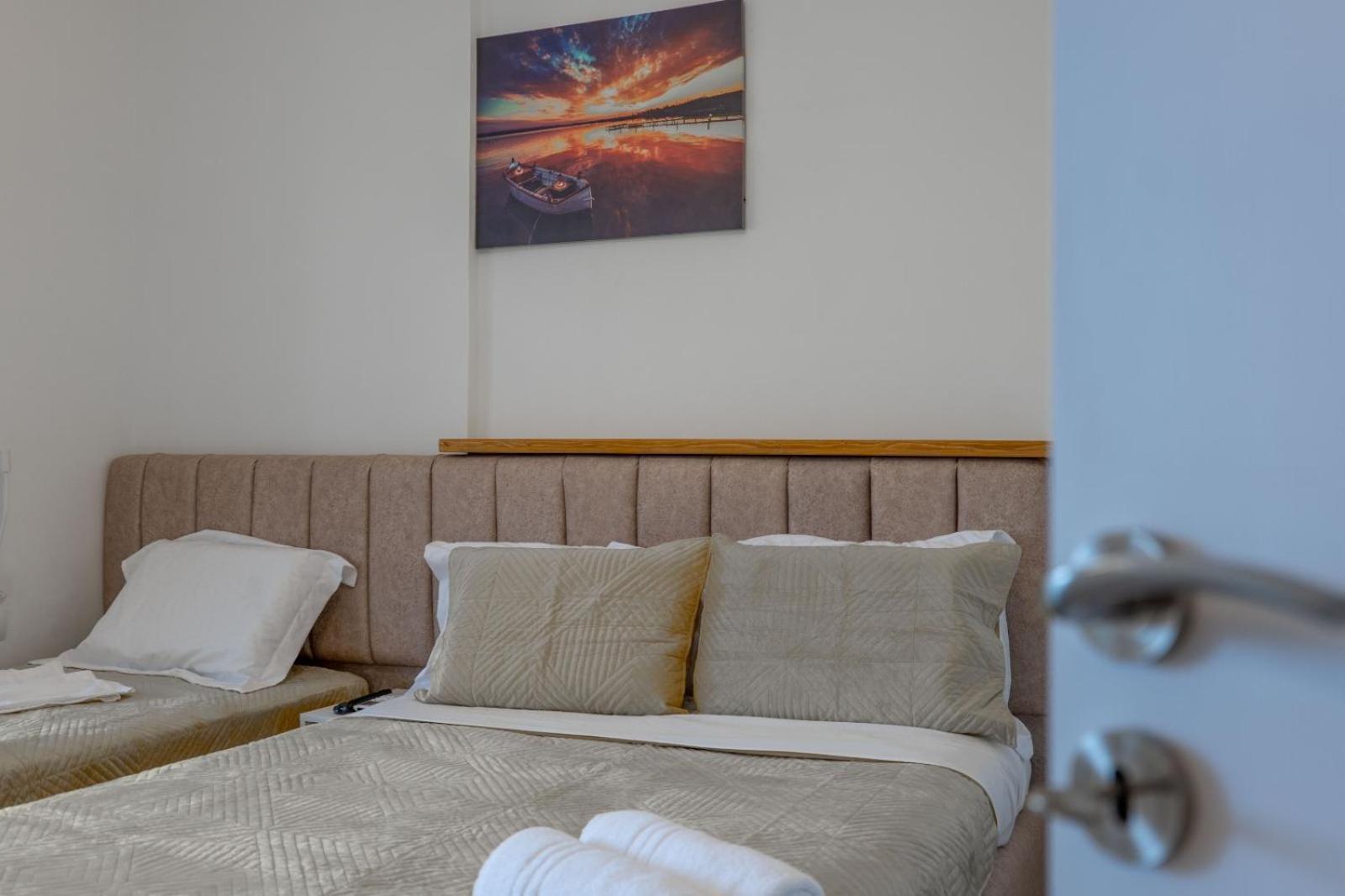 סרנדה Esel Apartments מראה חיצוני תמונה